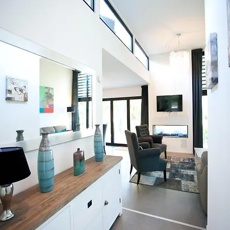 Holiday home Luxurious Holiday On The Veluwe